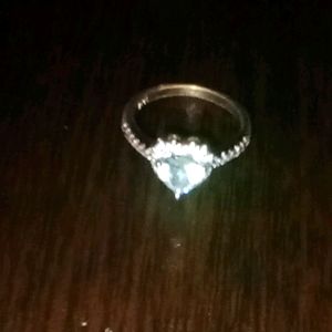 White heart gold plated ring